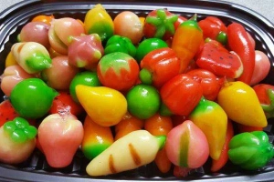 Tiệm Bánh Cửa Hàng May Mắn - Bánh Ngon Tuổi Thơ