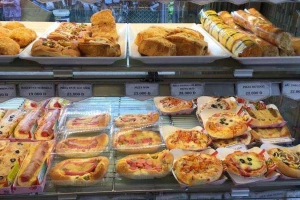 Tiệm Bánh Đại Nam Bakery