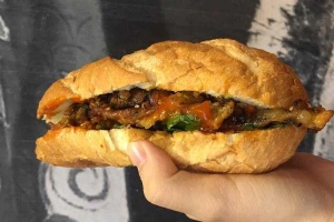 Tiệm Bánh Đạt Thành - Lò Bánh Mì Điện