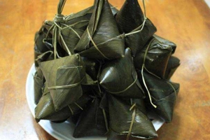 Tiệm Bánh Diều - Lò Bánh Ú