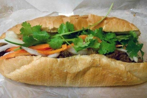 Tiệm Bánh Đồng Thạnh Bakery - Hùng Vương