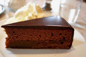 Tiệm Bánh Hải Hà Kotobuki - Ngô Gia Tự