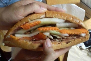 Tiệm Bánh Lò Bánh Mì An Gia Vinh