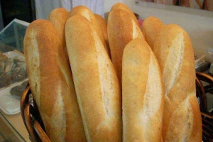 Tiệm Bánh Lò Bánh Mì Huỳnh Đại