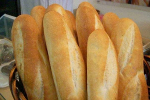 Tiệm Bánh Lò Bánh Mì Minh Thiệu