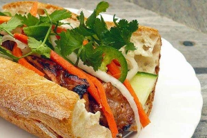 Tiệm Bánh Lò Bánh Mì Nguyễn Cường - Trần Não