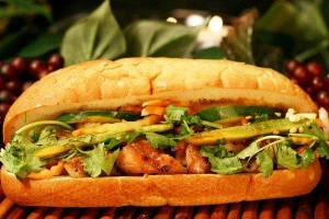 Tiệm Bánh Lò Bánh Mì Thu Thủy