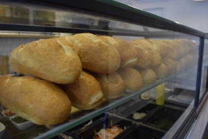 Tiệm Bánh Lò Bánh Mì Trường Thịnh