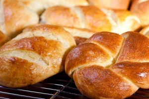 Tiệm Bánh Lò Bánh Mì Văn Chương