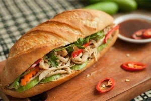 Tiệm Bánh Lò Bánh Mì Vạn Phát