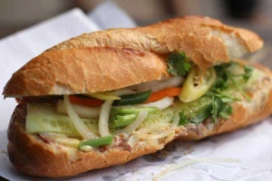 Tiệm Bánh Lò Bánh Mỳ Hương Việt