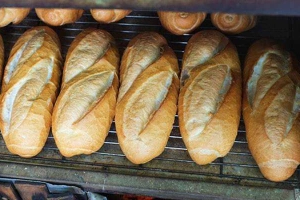 Tiệm Bánh Lò Bánh Mỳ Ngọc Sương