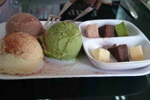 Tiệm Bánh Mama Chocolates - Nguyễn Đình Hoàn