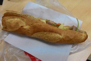 Tiệm Bánh Mì Những Chàng Trai