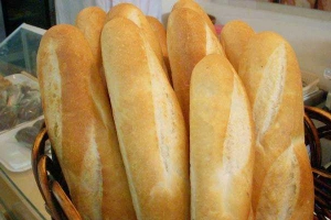 Tiệm Bánh Mì Những Chàng Trai - Lê Văn Khương