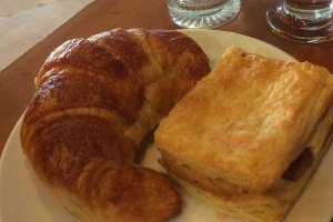 Tiệm Bánh Minh Tâm Bakery - Lê Văn Lương