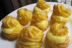 Tiệm Bánh Nhỏ