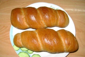 Tiệm Bánh Quỳnh Hương - Bánh Mì & Bánh Ngọt