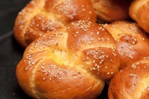 Tiệm Bánh Tasty Bakery - Thảo Điền