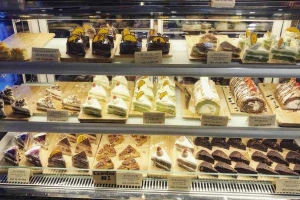 Tiệm Bánh Thành Phát Bakery - Lê Trọng Tấn