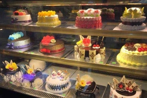 Tiệm Bánh Tiến Phát Bakery