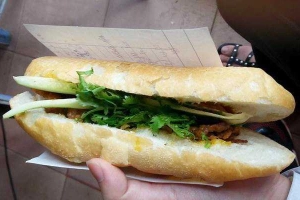 Tiệm Bánh Tiến Thành - Lò Bánh Mì