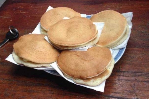 Tiệm Bánh Yoko - Bánh Rán Doremon