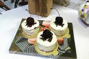 Tiệm Bánh Zumil Baker - Shop Online