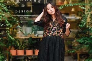 Tiệm Hữu Là La - Nhà Chung