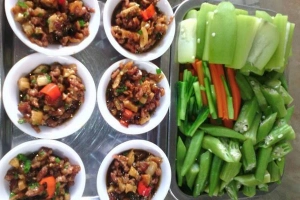Quán Ăn Tiến Béo - Cơm Bụi