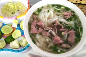 Quán Ăn Tình - Phở, Cơm Tấm & Bún Bò Huế