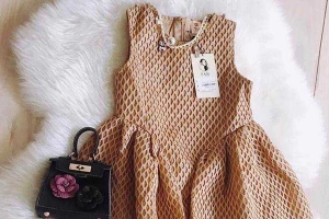 Trà Ngọc Hằng Boutique
