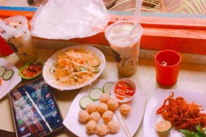 Trà Sữa - Ăn Vặt Phố Nhỏ