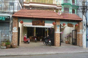 Trái Táo - Cafe Sân Vườn