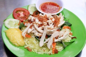 Quán Ăn Cơm Gà Trâm Anh - Bà Triệu