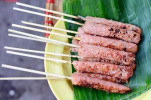 Quán Ăn Trần Công Châu - Nem Chua, Nem Ngọt Gia Truyền