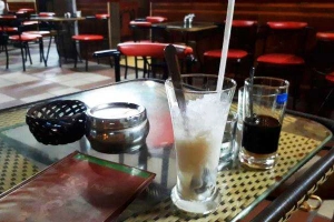 Trang Cafe - Tôn Thất Tùng