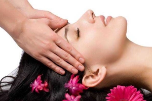 Trang điểm, make up Mỹ Duyên Hair Spa - Chu Văn An