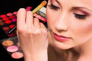 Trang điểm, make up Ngân Dee Makeup