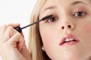 Trang điểm, make up Thùy Nguyễn Make Up - Cổ Loa