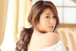 Trang Điểm, Làm Tóc Thu Hương