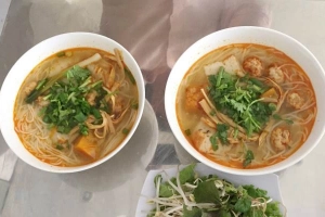 Quán Ăn Tràng Tiền - Bún Bò Gốc Huế