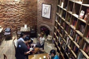Tranquil Books & Coffee - Nguyễn Quang Bích