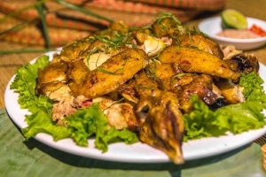 Quán Ăn Tre Việt - Hải Sản & Cơm Gia Đình
