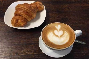 Tree Coffee & Cơm Văn Phòng