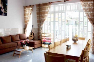 Tree House Hostel