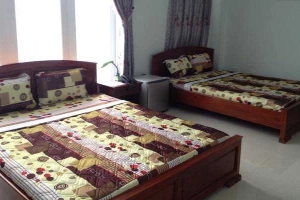 Trường Lạc Hotel