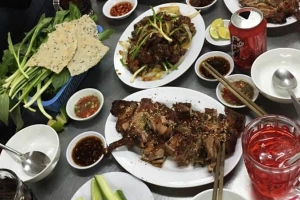 Quán Ăn Trường Thủy - Vịt Cỏ Vân Đình