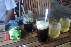 Tứ Quý - Cafe & Giải khát