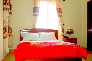 Tú Quyên Hotel - Trần Văn Ơn
